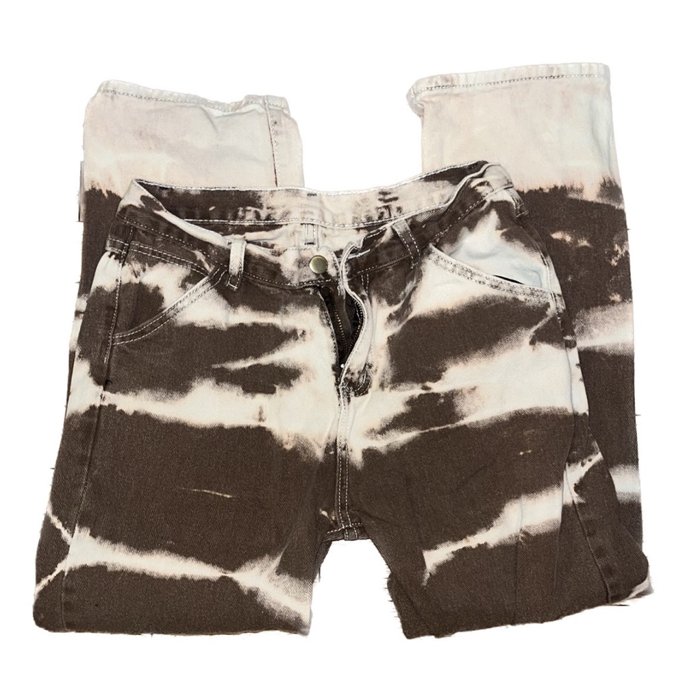 Amazon low rise tie-dye pants. No size visible but they fit like a small-medium.
